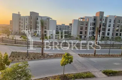 Apartment - 2 Bedrooms - 3 Bathrooms for sale in District 5 - 5th Settlement Compounds - The 5th Settlement - New Cairo City - Cairo