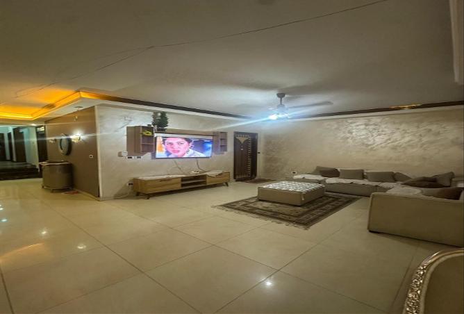 7989404 - Property Main Image