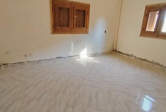 8255012 - صورة العقار 3