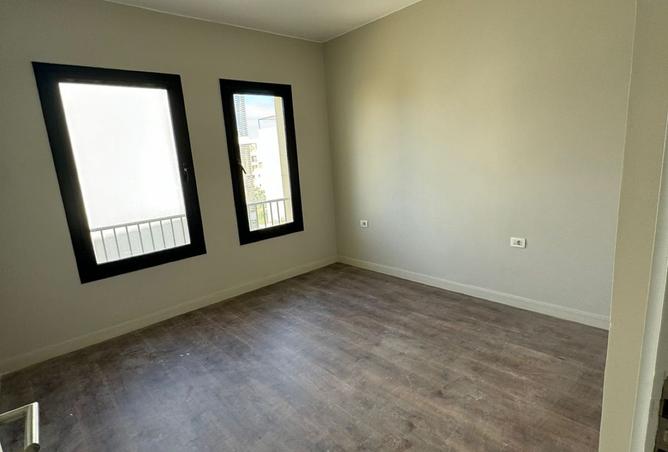 8040696 - Property Image 3