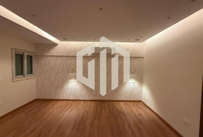 8328624 - Property Main Image