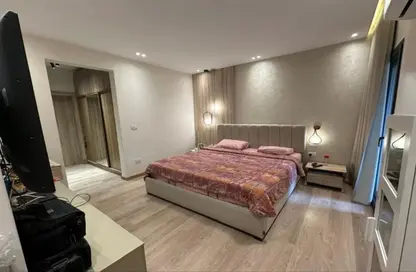 (بنتهاوس  (روف - غرفة نوم - 1 حمام للبيع في مون ريزيدنس - فيفث سكوير - التجمع الخامس - مدينة القاهرة الجديدة - القاهرة