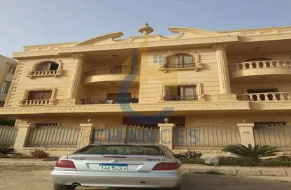 سطح - 3 غرف نوم - 1 حمام للبيع في شرق الاكاديمية - مدينة القاهرة الجديدة - القاهرة