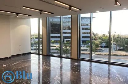 مساحات مكتبية - استوديو - 2 حمامات للايجار في كايرو فيستيفال سيتى - المستثمرين الشمالية - مدينة القاهرة الجديدة - القاهرة