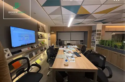 Office Space - Studio - 4 Bathrooms for rent in Sarayat Al Maadi - Hay El Maadi - Cairo