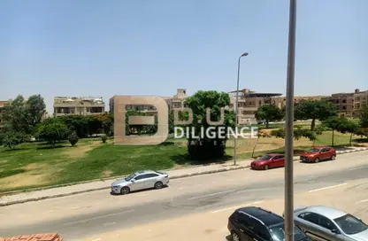 Apartment - 3 Bedrooms - 2 Bathrooms for sale in Mohamed Rahim St. - El Yasmeen 3 - El Yasmeen - New Cairo City - Cairo