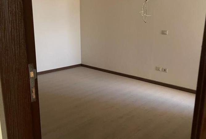 8332085 - Property Image 2