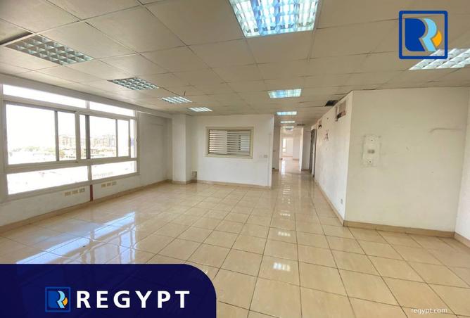 8437346 - Property Image 2