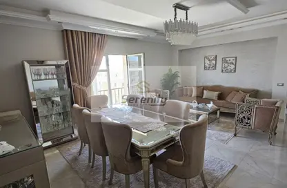 Apartment - 2 Bedrooms - 2 Bathrooms for sale in Hyde Park - New Cairo City - Cairo