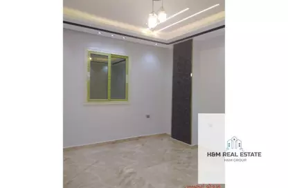 Apartment - 6 Bedrooms - 3 Bathrooms for sale in Gate 1 - Khofo - Hadayek El Ahram - Giza