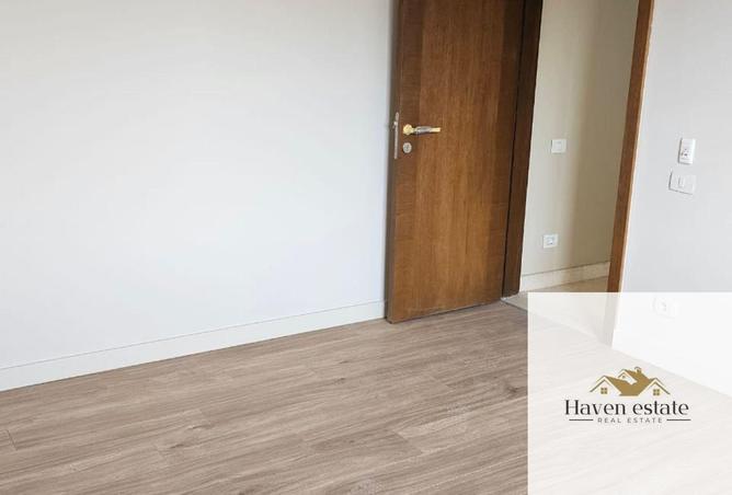 8298021 - Property Image 2