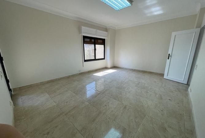 8463691 - Property Image 2