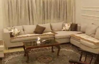 شقة - 3 غرف نوم - 2 حمامات للبيع في شارع لبنان - المهندسين - الجيزة