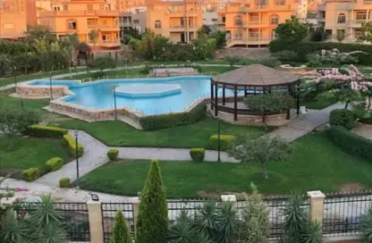 فيلا - 5 غرف نوم - 6 حمامات للبيع في زهرة التجمع - المستثمرين الشمالية - مدينة القاهرة الجديدة - القاهرة