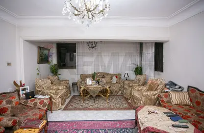 Apartment - 2 Bedrooms - 1 Bathroom for sale in Mustafa Kamel - Hay Sharq - Alexandria