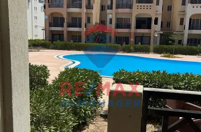 Chalet - 2 Bedrooms - 3 Bathrooms for sale in Emirates Heights - Qesm Ad Dabaah - North Coast