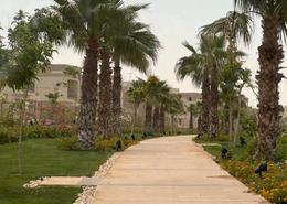 Townhouse - 4 bedrooms for للبيع in The Crown - Cairo Alexandria Desert Road - 6 October City - Giza