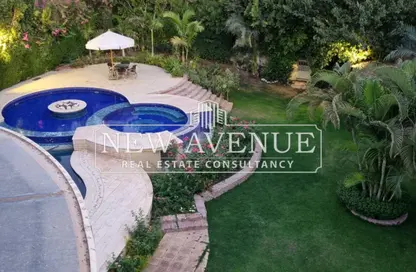 Villa - 6 Bedrooms - 5 Bathrooms for sale in Al Shorouk 2000 - El Shorouk Compounds - Shorouk City - Cairo
