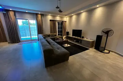 Villa - 5 Bedrooms - 4 Bathrooms for sale in Spring Valley - 3rd District West - Shorouk City - Cairo