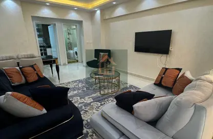 Apartment - 2 Bedrooms - 1 Bathroom for rent in El Rehab Extension - Al Rehab - New Cairo City - Cairo