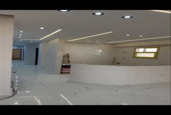 8409727 - Property Image 2