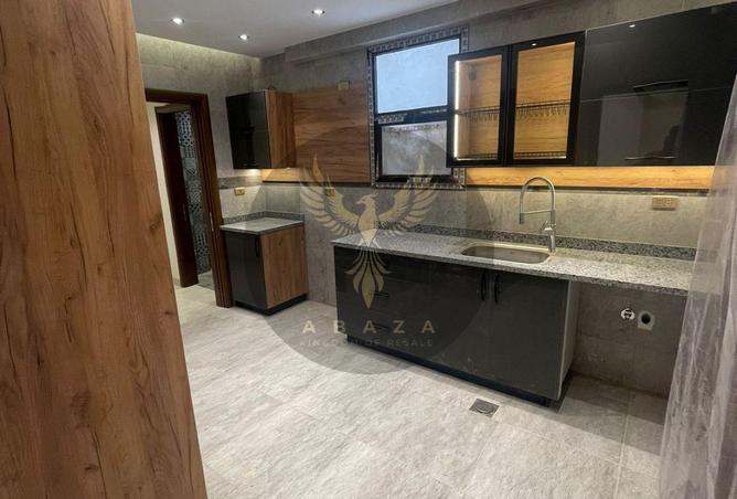 8373238 - Property Image 3