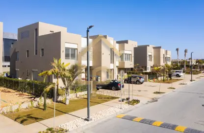 تاون هاوس - 3 غرف نوم - 3 حمامات للبيع في ذا كراون - طريق مصر اسكندرية الصحراوي - مدينة 6 أكتوبر - الجيزة