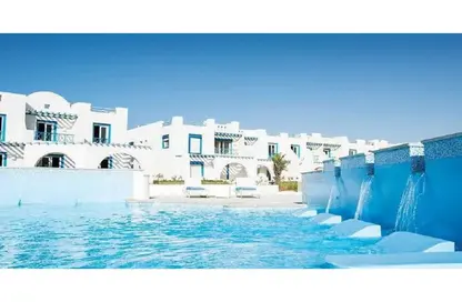 Chalet - 2 Bedrooms - 2 Bathrooms for sale in Mountain View - Ras Al Hekma - North Coast