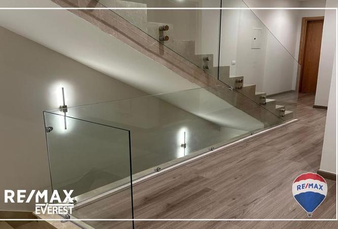 8049120 - Property Image 2