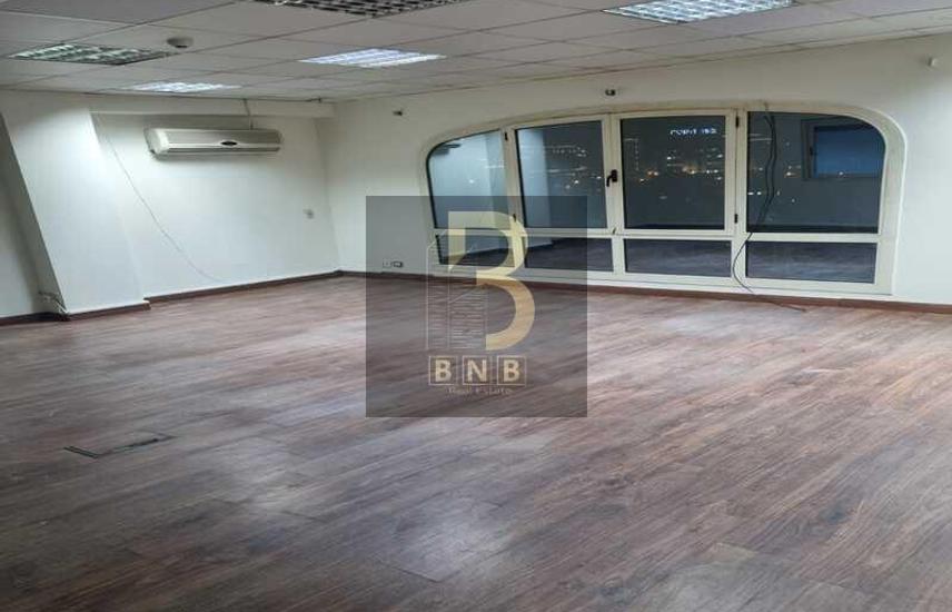 Office Space for Rent in V90 admin office 400sqm prime location in new