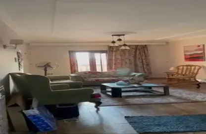 Apartment - 3 Bedrooms - 2 Bathrooms for sale in 5th Neighborhood - 9th Area - Shorouk City - Cairo
