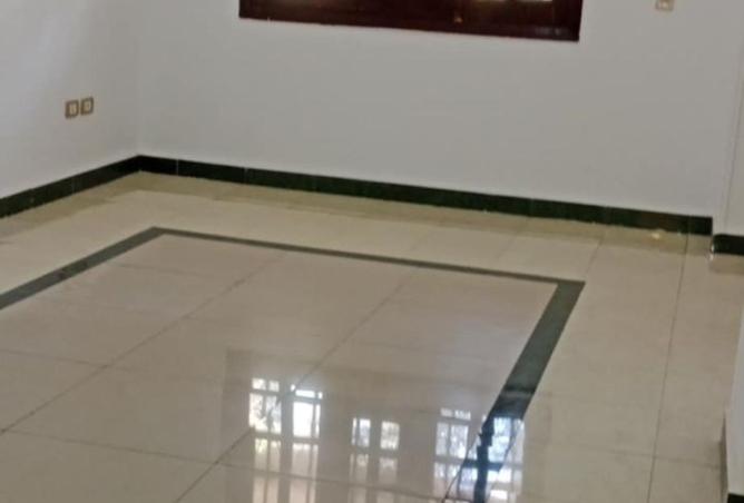 8145003 - Property Image 2