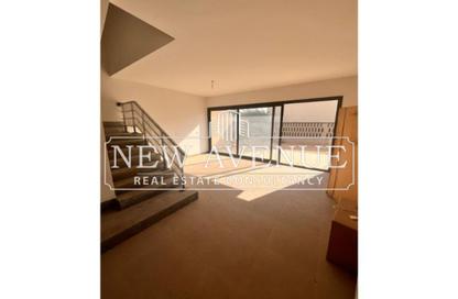 Townhouse - 3 Bedrooms - 3 Bathrooms for sale in Al Burouj Compound - El Shorouk Compounds - Shorouk City - Cairo