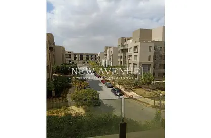 شقة - 2 غرف نوم - 2 حمامات للبيع في فيلدج جيت - المستثمرين الجنوبية - مدينة القاهرة الجديدة - القاهرة