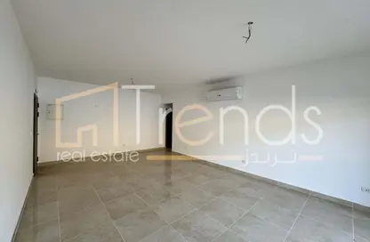 شقة - 2 غرف نوم - 2 حمامات للايجار في مون ريزيدنس - فيفث سكوير - التجمع الخامس - مدينة القاهرة الجديدة - القاهرة