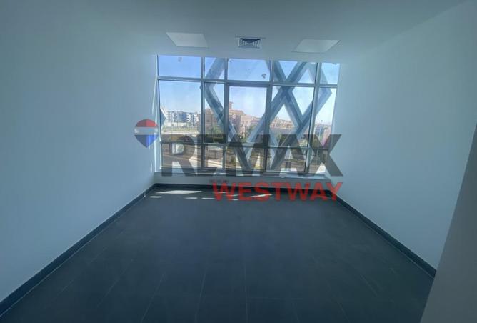 8373473 - Property Image 2