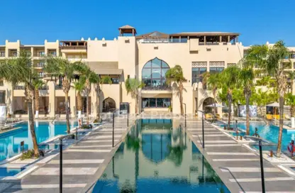 Chalet - 4 Bedrooms - 4 Bathrooms for sale in The Med - Ras Al Hekma - North Coast