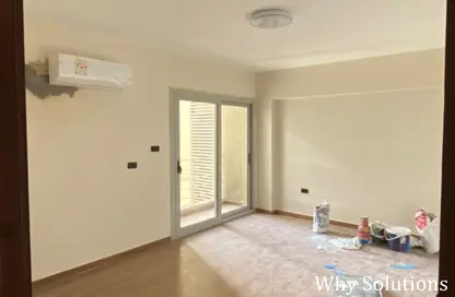 Apartment - 3 Bedrooms - 2 Bathrooms for sale in El Patio Oro - 5th Settlement Compounds - The 5th Settlement - New Cairo City - Cairo