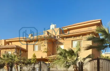 Villa - 4 Bedrooms - 4 Bathrooms for sale in Moon Valley - South Investors Area - New Cairo City - Cairo