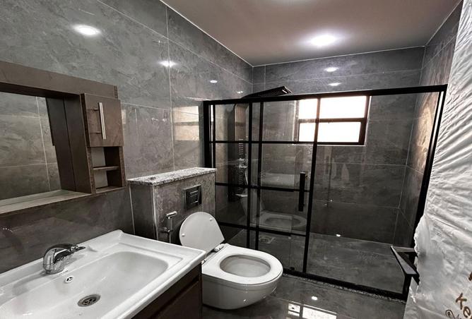 8263025 - Property Image 2