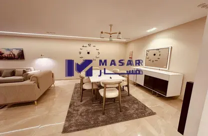 منزل مزدوج - 5 غرف نوم - 4 حمامات للايجار في القطامية هايتس - كمبوندات القطامية - القطامية - مدينة القاهرة الجديدة - القاهرة