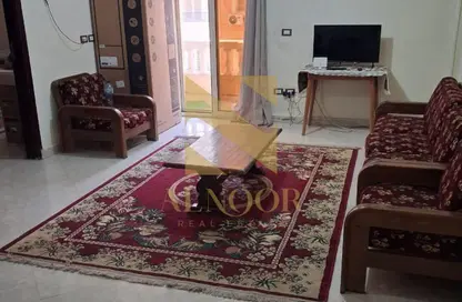 Apartment - 3 Bedrooms - 1 Bathroom for rent in Generation 2000 School St. - 2nd District - 6 October City - Giza