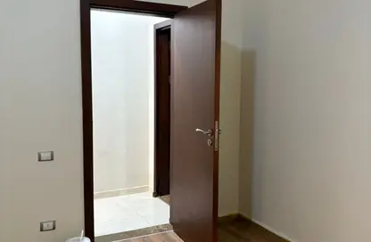 شقة - 1 حمام للايجار في ريجينتس بارك - حى الاندلس - مدينة القاهرة الجديدة - القاهرة