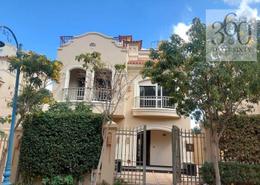 Villa - 5 bedrooms - 4 bathrooms for للبيع in Al Patio 5 East - El Patio - El Shorouk Compounds - Shorouk City - Cairo