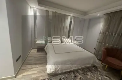 شقة - 3 غرف نوم - 3 حمامات للايجار في غرب الجولف - كمبوندات القطامية - القطامية - مدينة القاهرة الجديدة - القاهرة