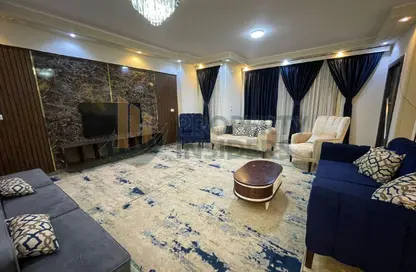 Apartment - 3 Bedrooms - 3 Bathrooms for rent in Dr Michel Bakhoum St. - Dokki - Giza
