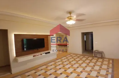 Apartment - 3 Bedrooms - 2 Bathrooms for rent in Sarayat Al Maadi - Hay El Maadi - Cairo