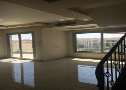 بنت هاوس روف للايجار --- ( بفيلدج جيت )