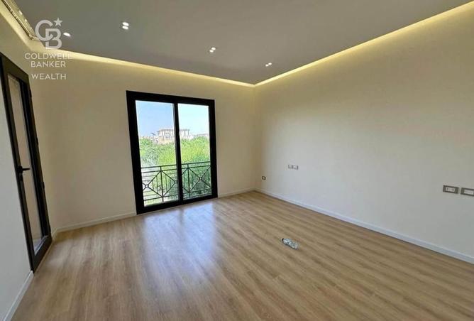 8228659 - Property Image 2