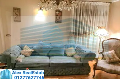 شقة - 2 غرف نوم - 1 حمام للايجار في شارع رشدي - رشدي - حي شرق - الاسكندرية